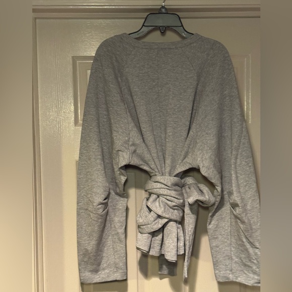 NWOT Modern Citizen Women’s Heather Grey Nara Tie Front Top in French Terry Fall - Picture 5 of 7